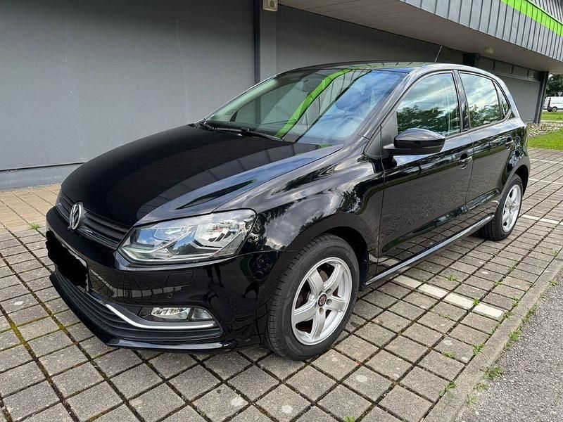 Schwarz Gebraucht 2015 VW Polo Comfortline Limousine | 5.750 € (Fairer Preis) - Bild 1/4