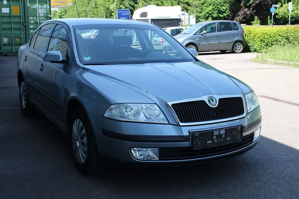 Gebraucht Skoda Octavia Elegance 102 PS (75 kW) 2005 Grau Limousine