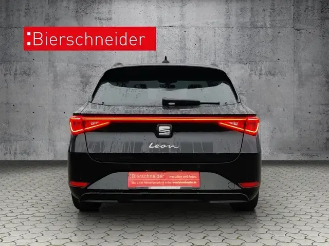 Neu Seat Leon 150 PS (110 kW) 2026 Schwarz Kombi
