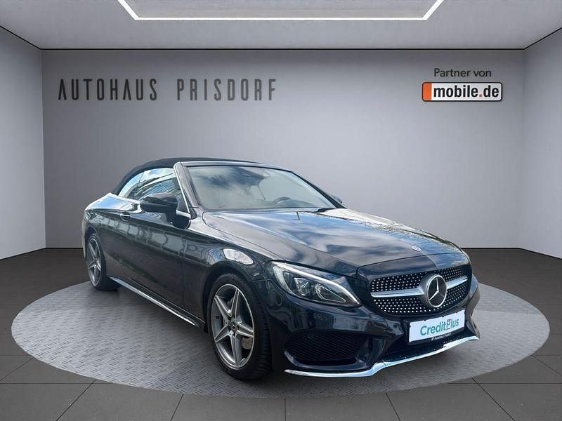Second-hand Mercedes C220 AMG 170 CP (125 kW) 2018 Negru Cabrio