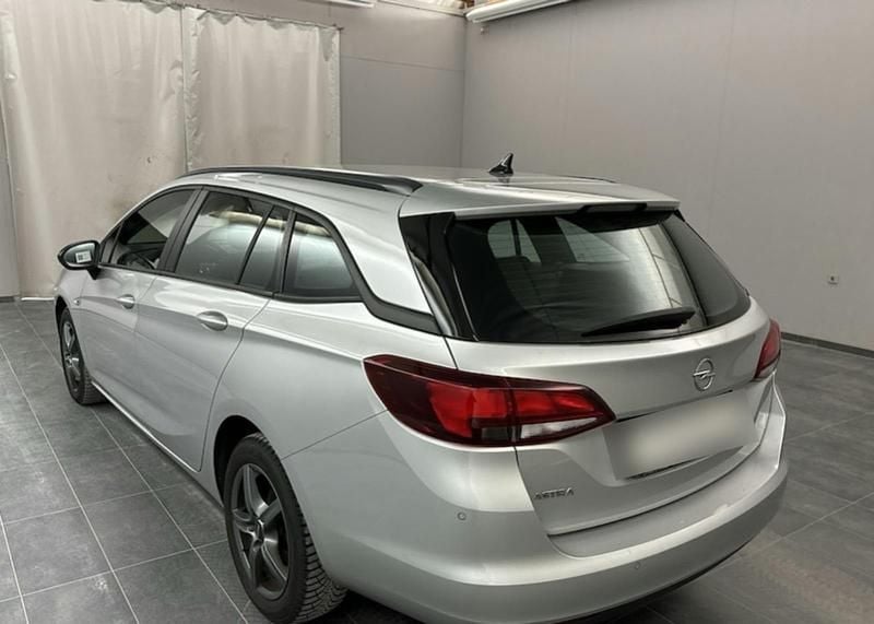 Second-hand Opel Astra 122 CP (89 kW) 2022 Argintiu Hatchback