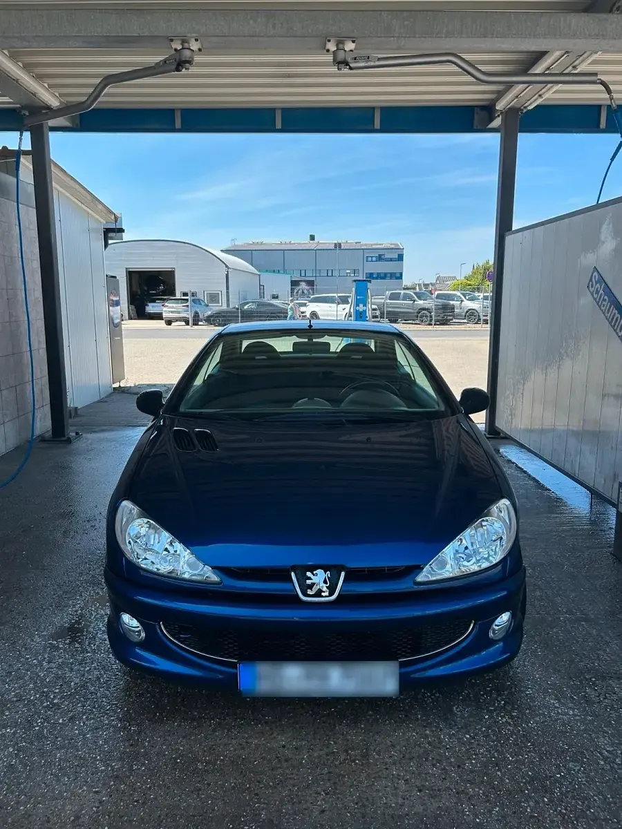 Gebraucht Peugeot 206 CC 110 PS (80 kW) 2005 Blau Cabrio