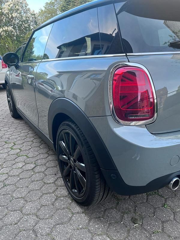 Gebraucht Mini Cooper 136 PS (100 kW) 2019 Grau Kleinwagen