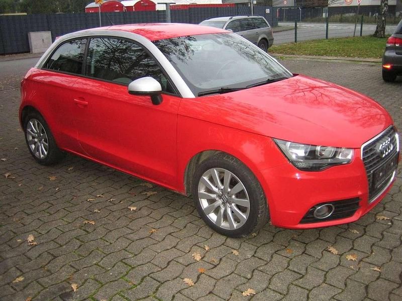 Gebraucht Audi A1 86 PS (63 kW) 2012 Misanorot perleffekt Kleinwagen