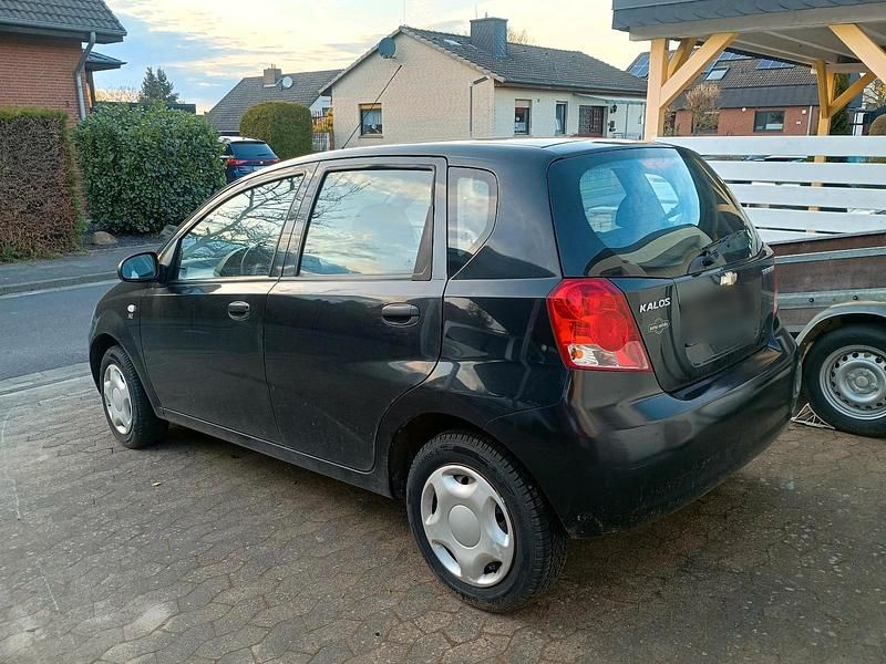 Second-hand Chevrolet Kalos 2008 Negru Hatchback