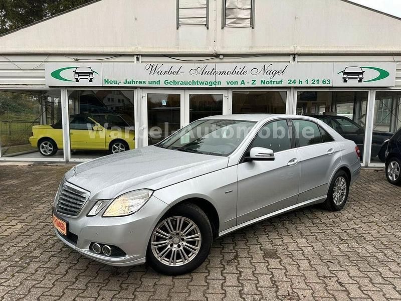 Gebraucht Mercedes E200 184 PS (135 kW) 2010 Silber Limousine