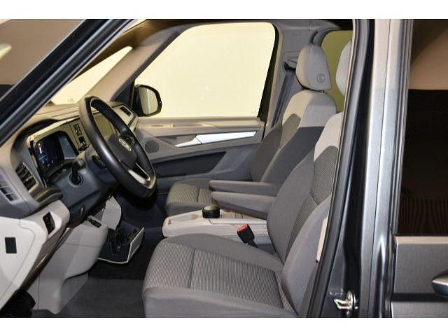 Usado VW Multivan Basis 204 HP (150 kW) 2023 Cinzento Monovolume