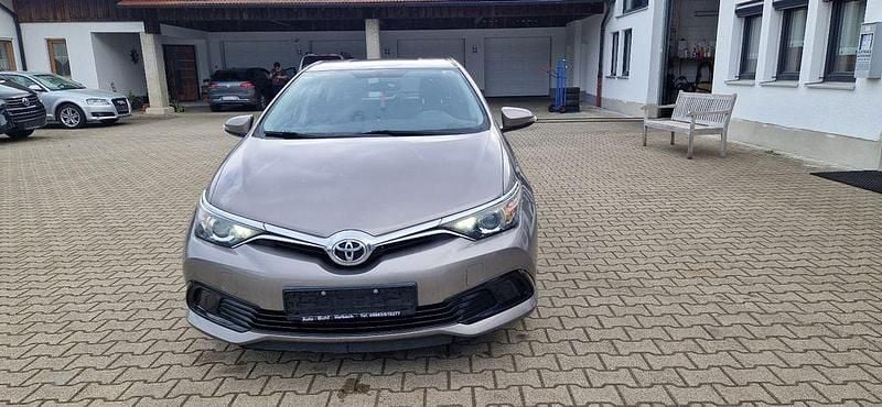 Gebraucht Toyota Auris Cool 99 PS (72 kW) 2016 Grau Limousine