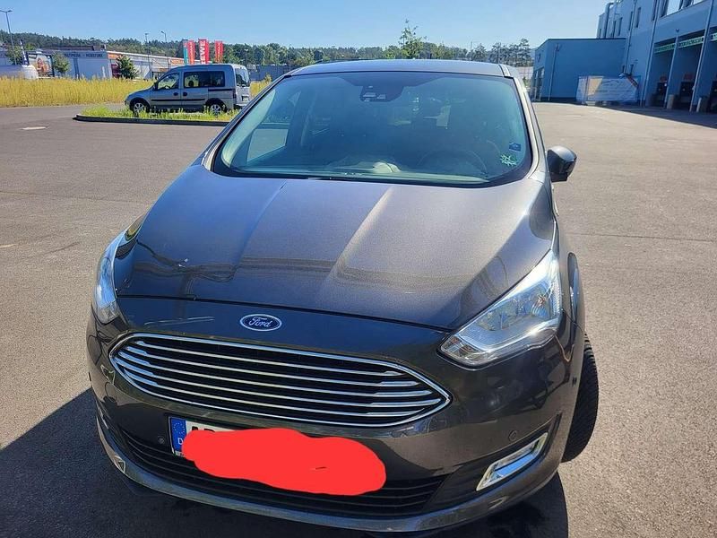Grau Gebraucht 2018 Ford C-MAX Titanium Van / Kleinbus | 8.250 € (Superpreis) - Bild 1/4