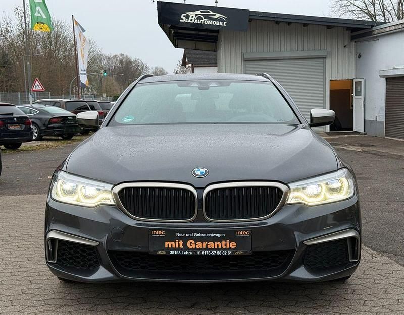 Gebraucht BMW M550 Performance 400 PS (294 kW) 2019 Grau Limousine