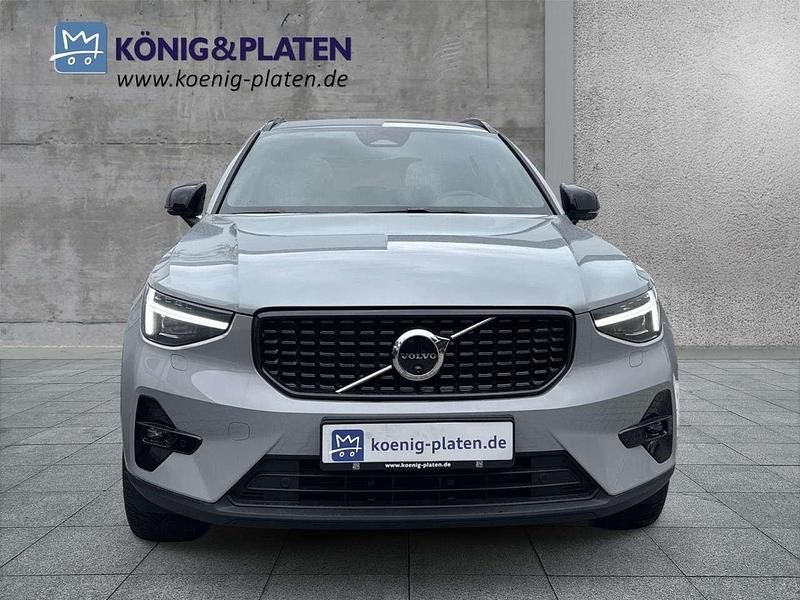 Gebraucht Volvo XC40 Plus 163 PS (119 kW) 2025 Grau SUV