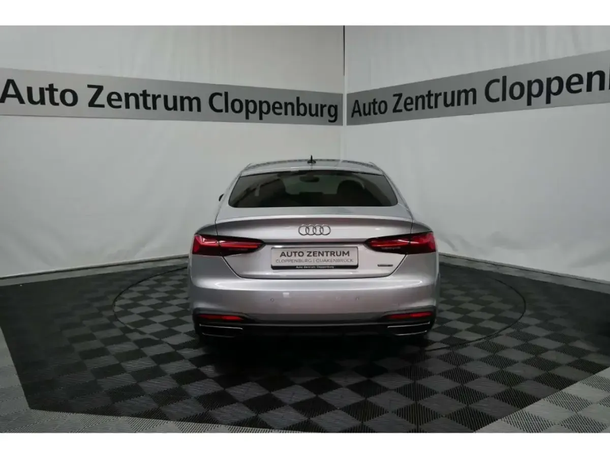 Gebraucht Audi A5 Sportback Sport 286 PS (210 kW) 2022 Silber Kleinwagen
