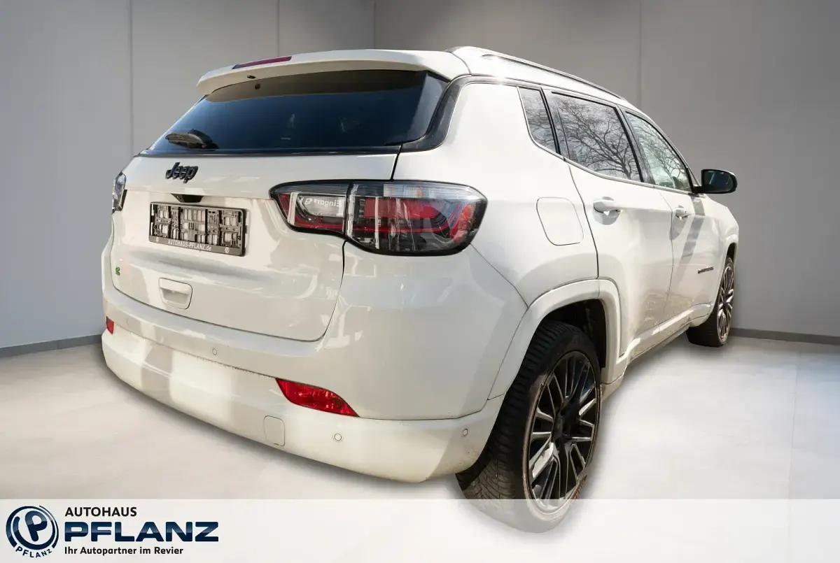 Gebraucht Jeep Compass Limited 131 PS (96 kW) 2023 Weiss SUV