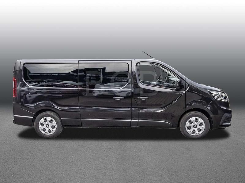 Gebraucht Renault Trafic Intens 150 PS (110 kW) 2025 Tenebroschwarz met. Van / Kleinbus