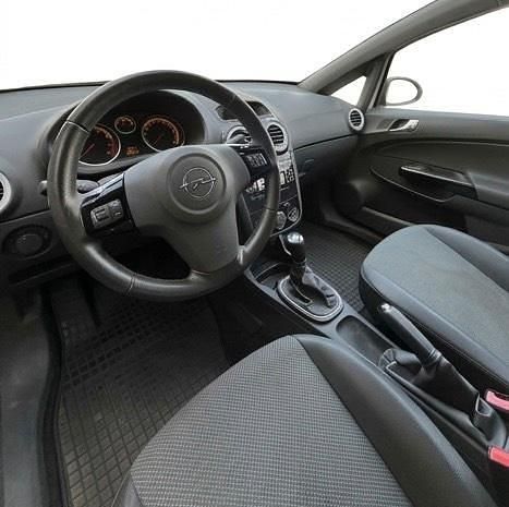 Gebraucht Opel Corsa 90 PS (66 kW) 2009 Weiß Kleinwagen