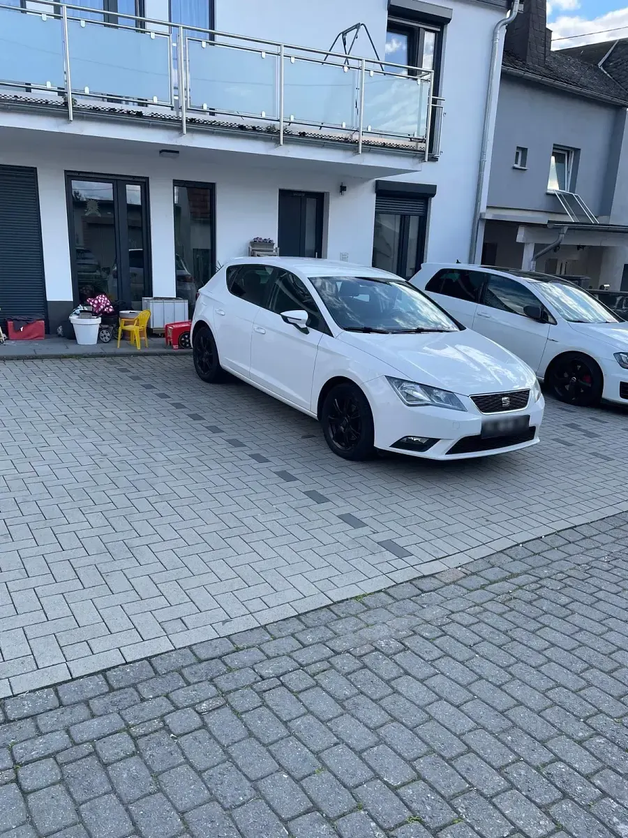 Używany Seat Leon 150 KM (110 kW) 2014 Biały Kombi