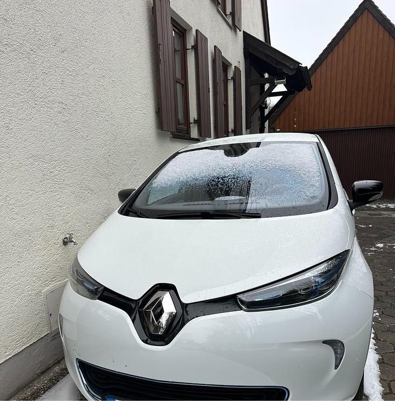 Weiß Gebraucht 2014 Renault Zoe Kleinwagen | 3.999 € (Guter Preis) - Bild 1/3