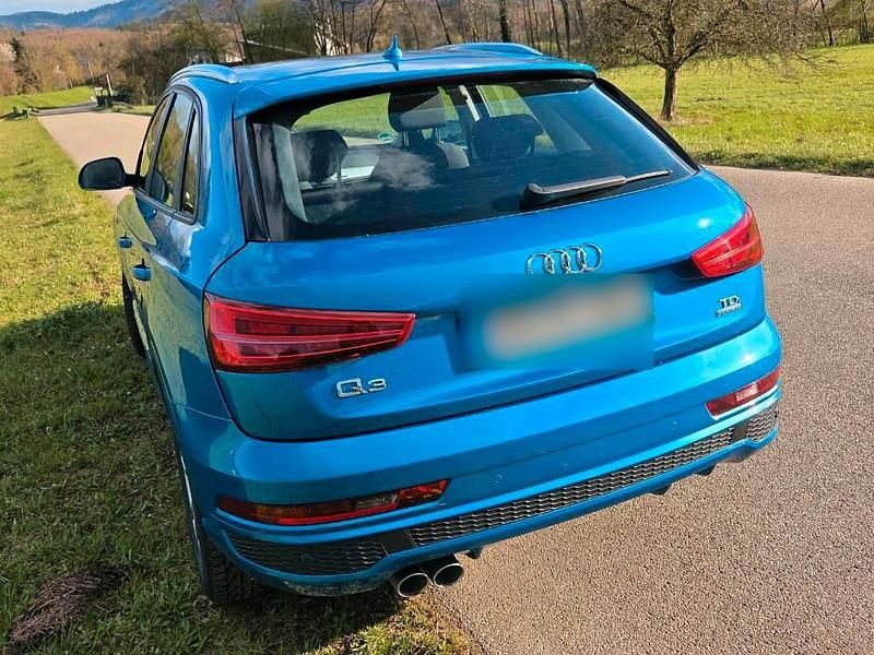 Gebraucht Audi Q3 S-Line 150 PS (110 kW) 2017 Blau SUV