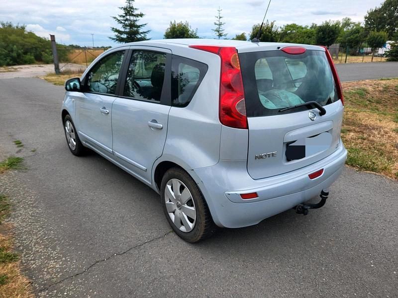Silber Gebraucht 2008 Nissan Note Van / Kleinbus | 1.900 € (Superpreis) - Bild 1/4