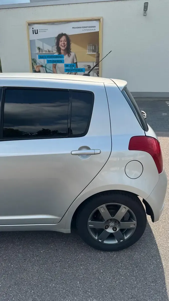 Gebraucht Suzuki Swift 92 PS (67 kW) 2006 Silber Kleinwagen