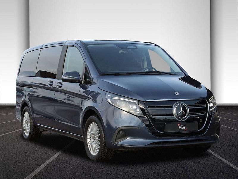Gebraucht Mercedes EQV250 Long Avantgarde 150 kW (204 PS) 2024 Sodalithblau metallic Van / Kleinbus