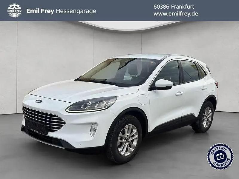 Gebraucht Ford Kuga Titanium 152 PS (111 kW) 2022 Frozen white SUV