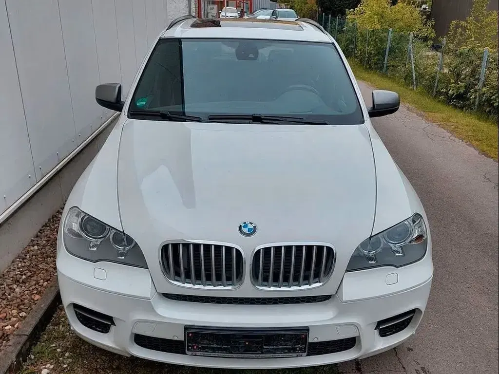 Gebraucht BMW X5 M50 Performance 381 PS (280 kW) 2013 Weiß SUV