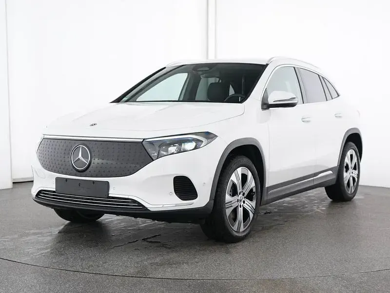 Gebraucht Mercedes EQA250 Advanced Plus 139 kW (190 PS) 2025 Polarweiß uni SUV