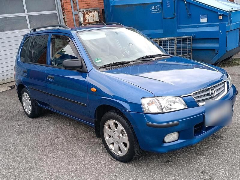 Blau Gebraucht 2000 Mazda Demio Kleinwagen | 1.650 € (Guter Preis) - Bild 1/4