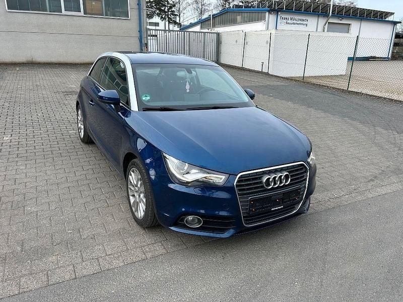 Gebraucht Audi A1 Ambition 86 PS (63 kW) 2011 Blau Kleinwagen