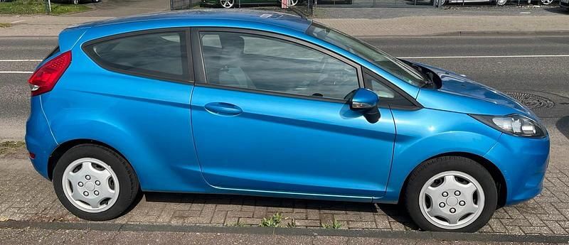 Gebraucht Ford Fiesta 82 PS (60 kW) 2009 Kleinwagen