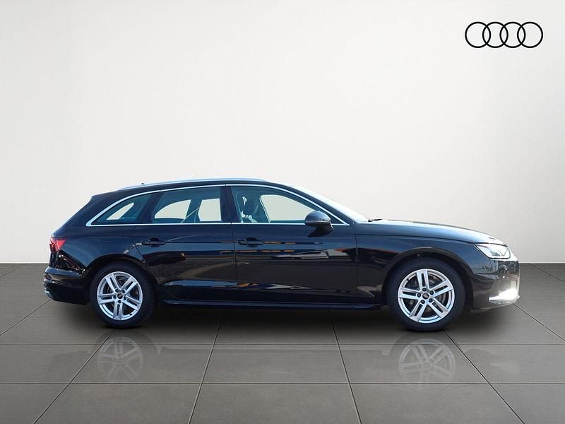 Gebraucht Audi A4 Advanced Plus 150 PS (110 kW) 2024 Brillantschwarz Kombi