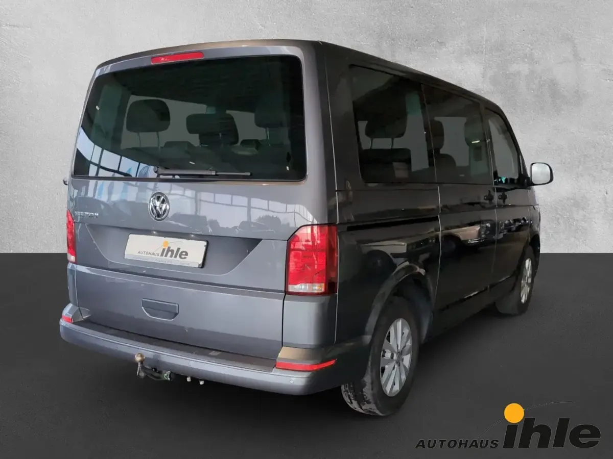 Używany VW Multivan Trendline 150 KM (110 kW) 2020 Minivan