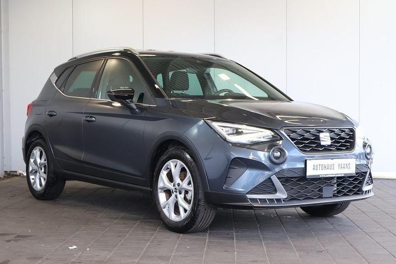 Gebraucht Seat Arona FR 95 PS (69 kW) 2023 Grau SUV