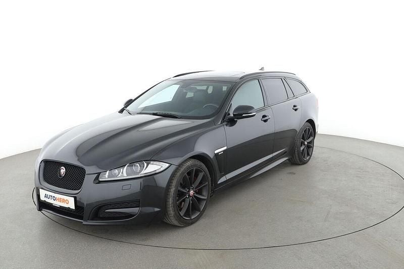 Grau Gebraucht 2014 Jaguar XF Limousine | 16.460 € (Teuer) - Bild 1/3