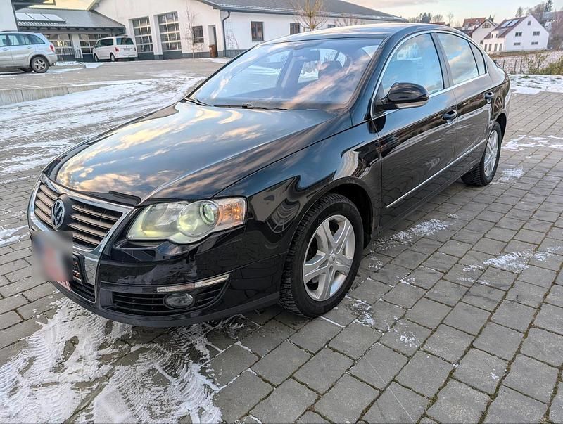 Schwarz Gebraucht 2006 VW Passat Limousine | 2.000 € (Superpreis) - Bild 1/4
