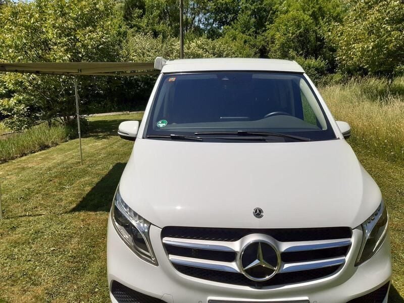 Weiß Gebraucht 2023 Mercedes V250 Marco Polo Van / Kleinbus | 68.700 € (Fairer Preis) - Bild 1/4