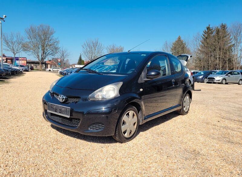 Gebraucht Toyota Aygo Cool 68 PS (50 kW) 2011 Schwarz Kleinwagen