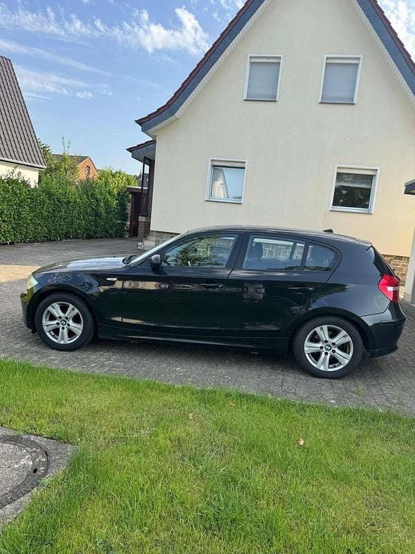 Schwarz Gebraucht 2008 BMW 116 Kleinwagen | 1.500 € (Superpreis) - Bild 1/4