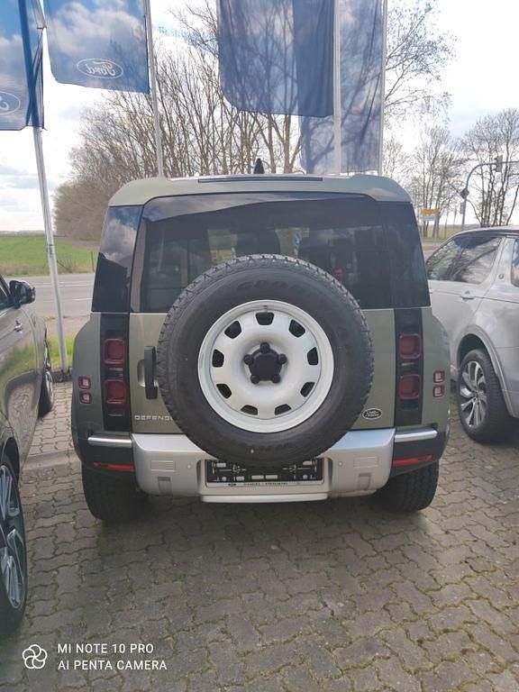 Gebraucht Land Rover Defender 200 PS (147 kW) 2022 Grün SUV