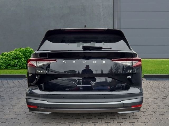 Gebraucht Skoda Enyaq iV Loft 150 kW (204 PS) 2023 Schwarz SUV