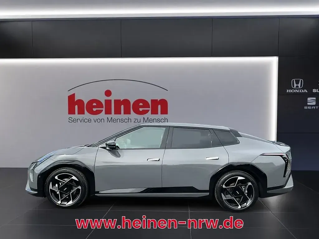 Neu Kia EV4 Comfort 150 kW (204 PS) 2025 Grau Limousine