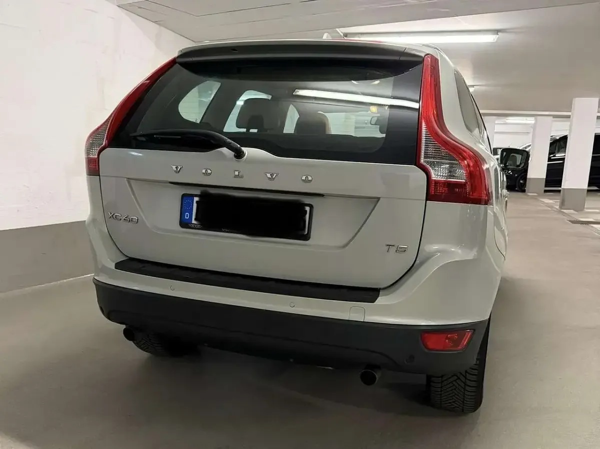 Occasion Volvo XC60 Summum 241 ch (177 kW) 2012 Blanc SUV