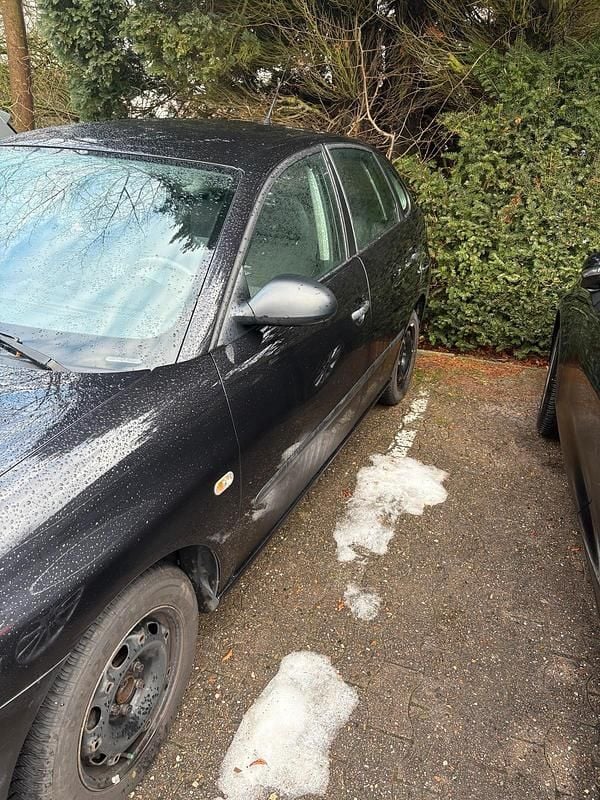 Gebraucht Seat Ibiza 75 PS (55 kW) 2004 Schwarz Kleinwagen
