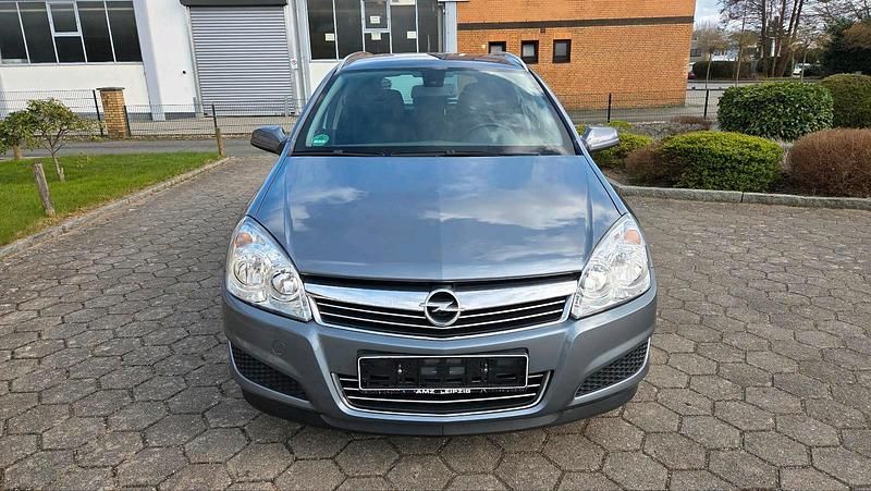 Gebraucht Opel Astra 116 PS (85 kW) 2007 Grau Kombi