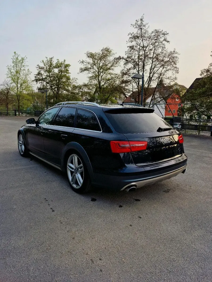Gebraucht Audi A6 Allroad 313 PS (230 kW) 2014 Blau Kombi