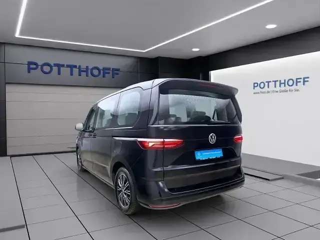 Usata VW Multivan Basis 150 CV (110 kW) 2024 Nero Monovolume