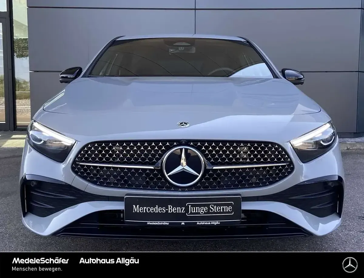 Gebraucht Mercedes A180 AMG 136 PS (100 kW) 2026 Grau Limousine