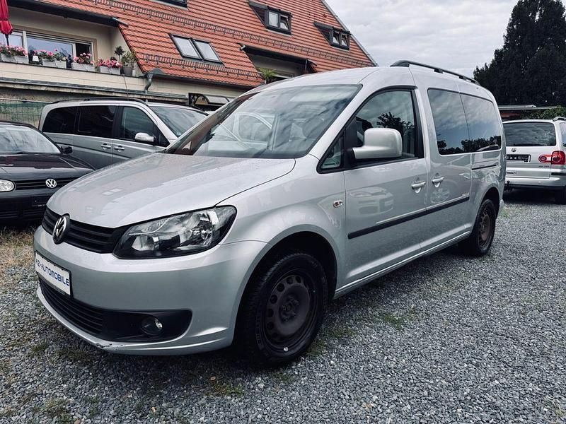 Gebraucht VW Caddy Maxi 102 PS (75 kW) 2012 Silber Van / Kleinbus