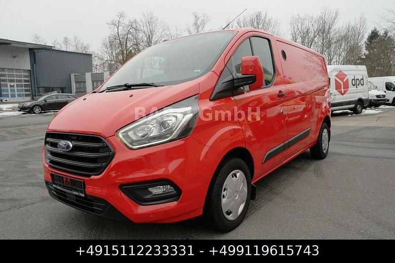 Rot Gebraucht 2019 Ford Transit Custom Trend Van / Kleinbus | 15.400 € (Guter Preis) - Bild 1/4